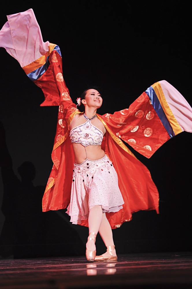 Stage Photo Zhang Li 3.jpg